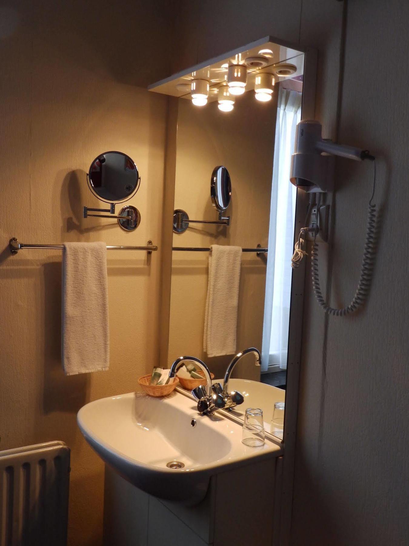 Hotel Hulsman Valkenburg aan de Geul Esterno foto