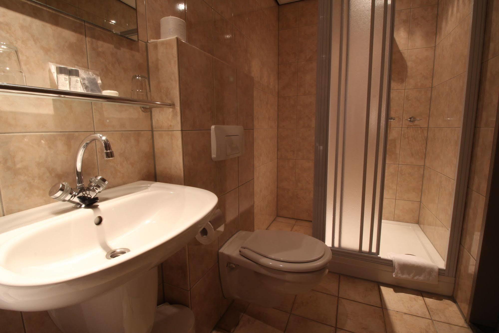 Hotel Hulsman Valkenburg aan de Geul Esterno foto